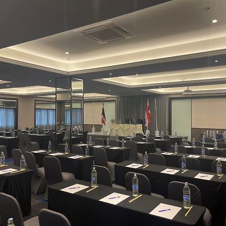 Witz Bangkok Ramkhamhaeng Hotell Exteriör bild