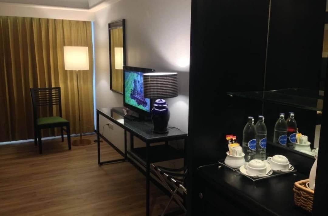 Witz Bangkok Ramkhamhaeng Hotell Exteriör bild