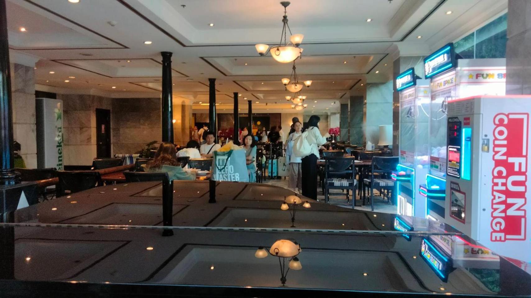 Witz Bangkok Ramkhamhaeng Hotell Exteriör bild