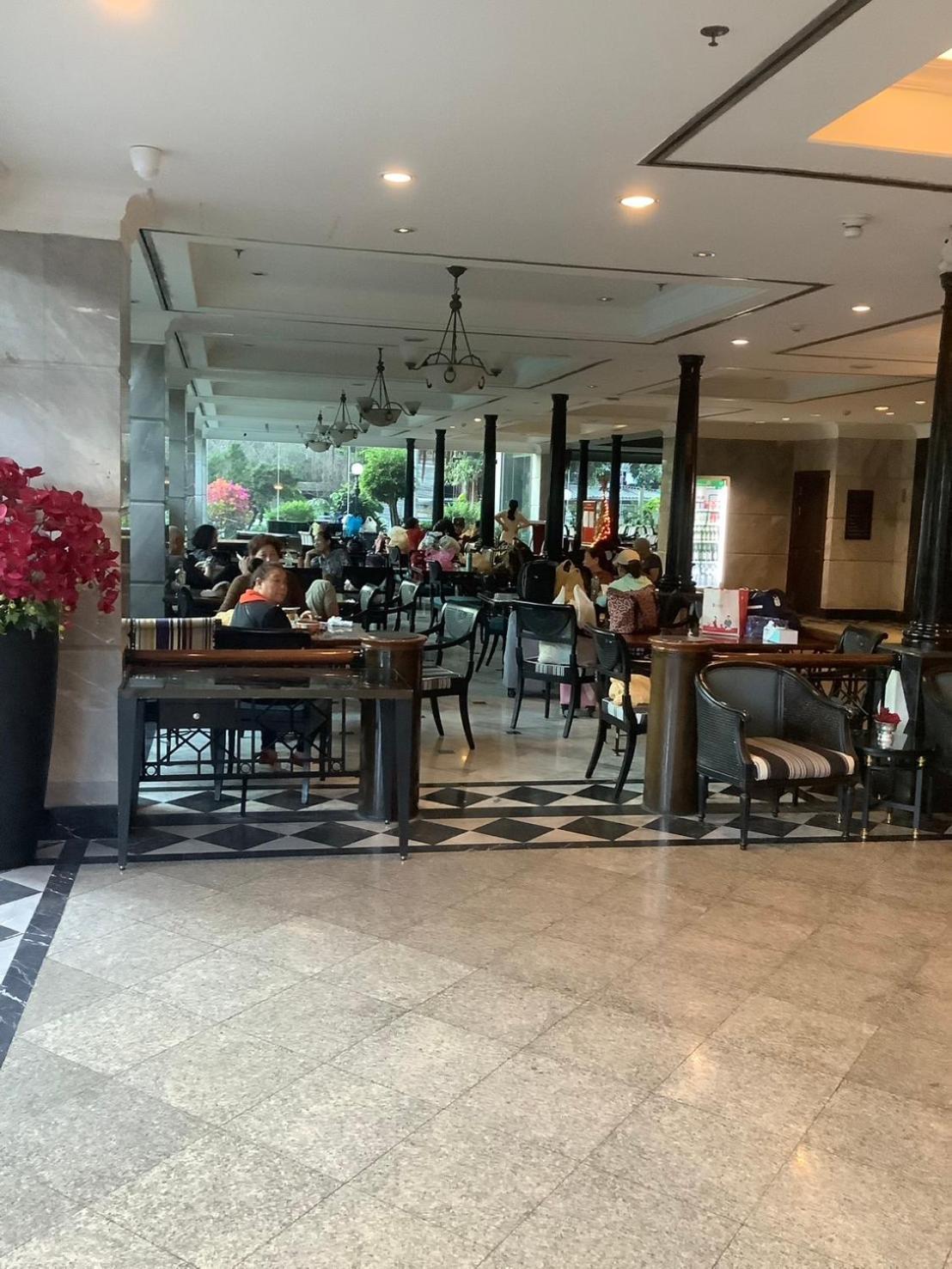 Witz Bangkok Ramkhamhaeng Hotell Exteriör bild