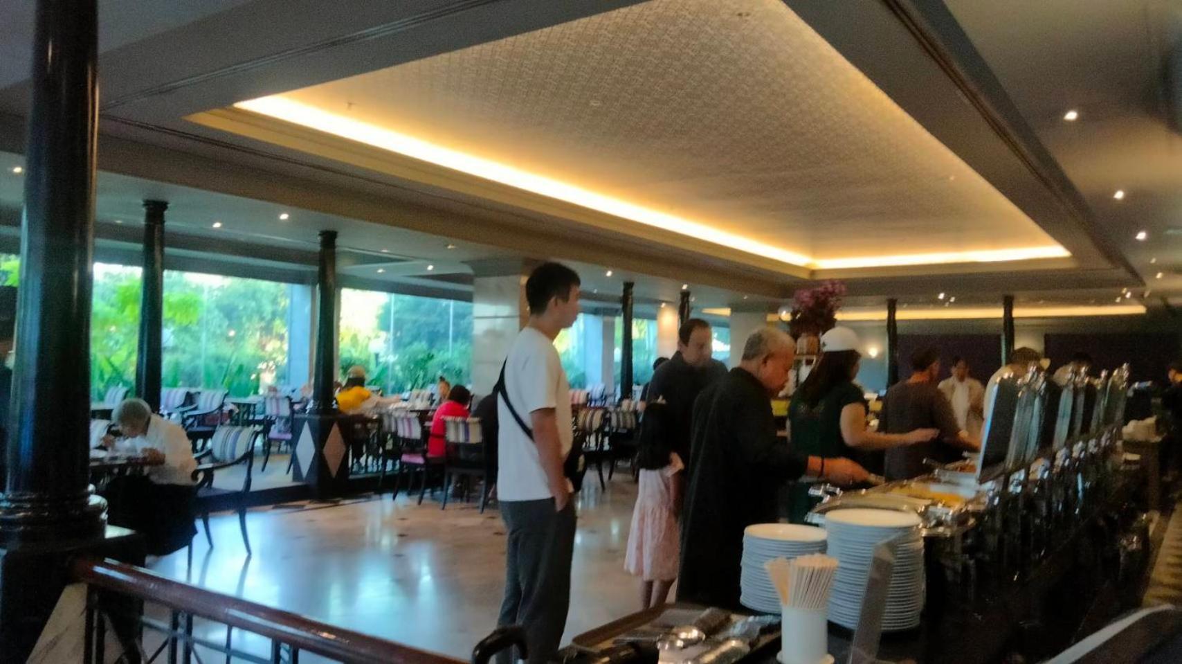 Witz Bangkok Ramkhamhaeng Hotell Exteriör bild
