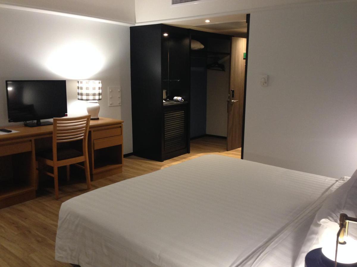 Witz Bangkok Ramkhamhaeng Hotell Exteriör bild
