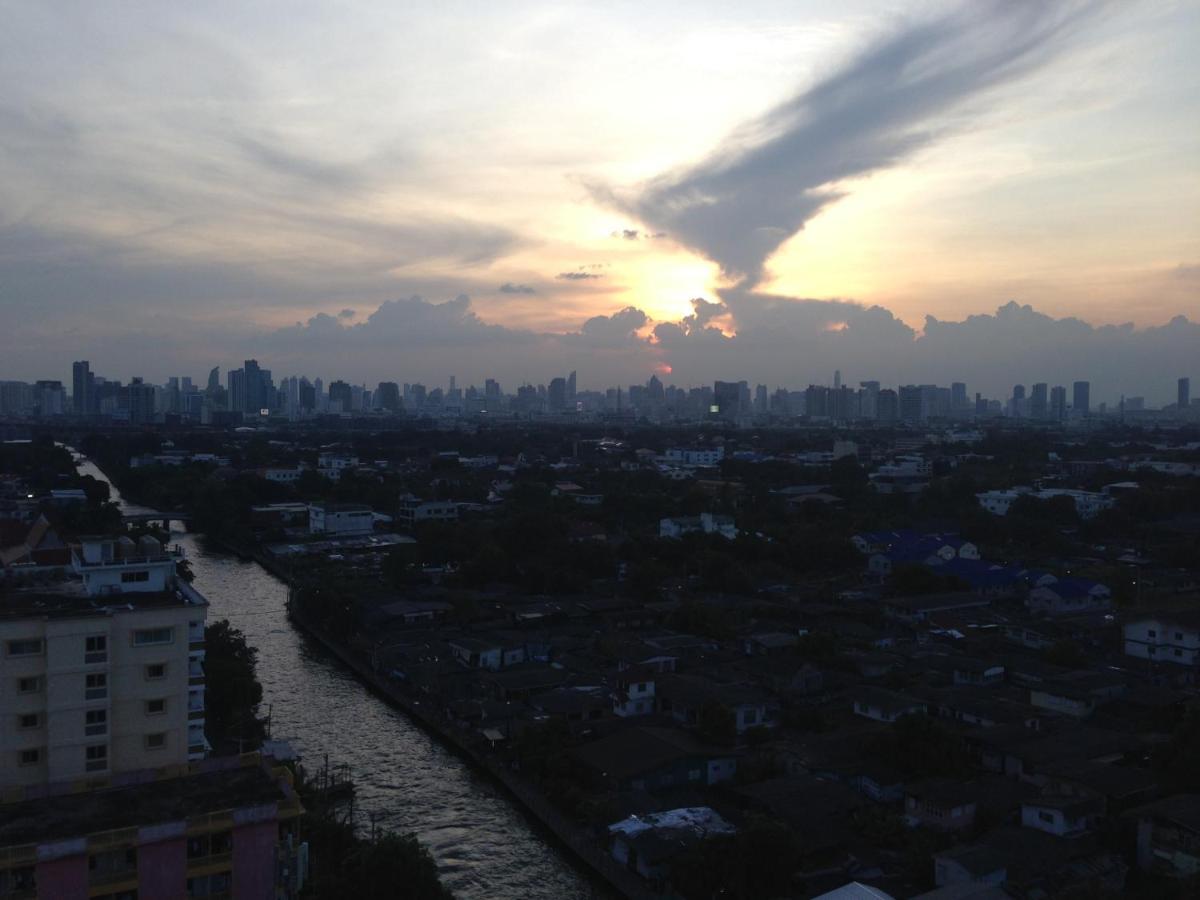 Witz Bangkok Ramkhamhaeng Hotell Exteriör bild